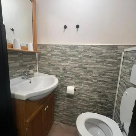 Апартаменты Gemuetliche Im 2og Haus Zur Vulkaneifel *