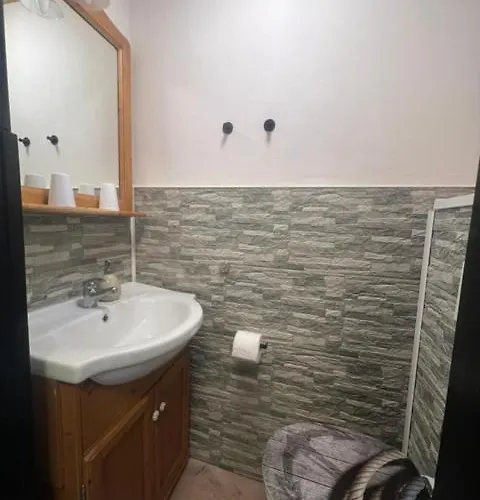 Gemuetliche Im 2og Haus Zur Vulkaneifel Apartamento Brohl-Lutzing